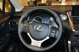 2016款雷克萨斯NX200
