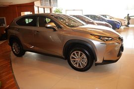 2016款雷克萨斯NX200