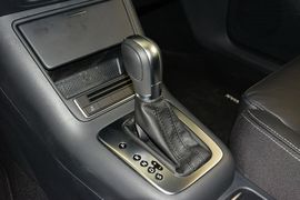 2016款大众途观300TSI自动两驱舒适版