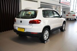 2016款大众途观300TSI自动两驱舒适版