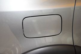 2013款日产骊威劲锐版1.6XL手动舒适型