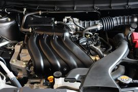 2013款日产骊威劲锐版1.6XL手动舒适型