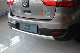 2013款日产骊威劲锐版1.6XL手动舒适型