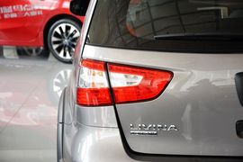 2013款日产骊威劲锐版1.6XL手动舒适型