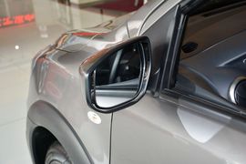 2013款日产骊威劲锐版1.6XL手动舒适型