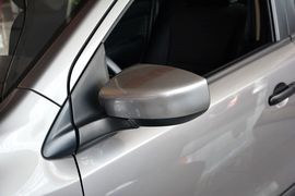 2013款日产骊威劲锐版1.6XL手动舒适型