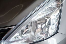 2013款日产骊威劲锐版1.6XL手动舒适型