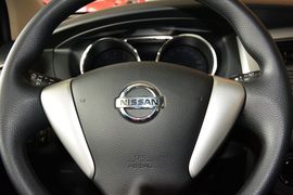 2013款日产骊威劲锐版1.6XL手动舒适型