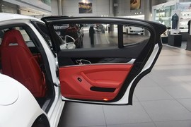 2016款保时捷Panamera