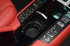 2016款保时捷Panamera