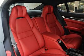 2016款保时捷Panamera