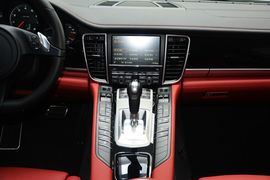 2016款保时捷Panamera