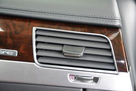 2016款奥迪A8L