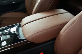 2016款奥迪A8L