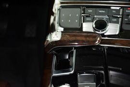 2016款奥迪A8L
