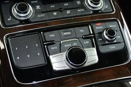2016款奥迪A8L