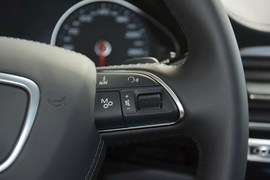 2016款奥迪A8L