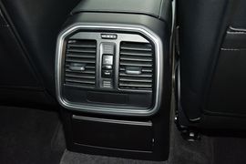 2016款保时捷Macan