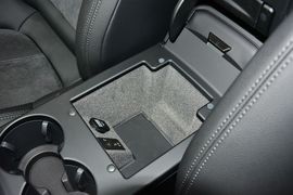 2016款保时捷Macan