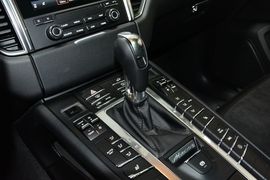 2016款保时捷Macan