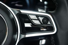 2016款保时捷Macan