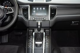 2016款保时捷Macan