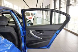 2016款宝马320i