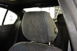 2016款宝马320i