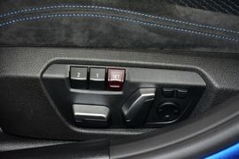 2016款宝马320i