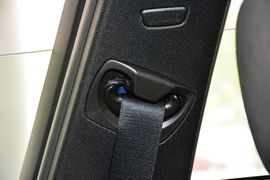 2016款宝马320i