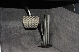 2016款宝马320i