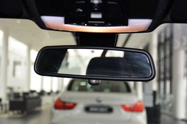 2016款宝马320i
