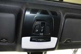 2016款宝马320i