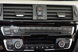 2016款宝马320i