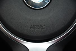 2016款宝马320i
