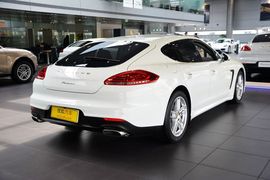 2016款保时捷Panamera