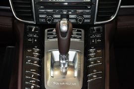 2016款保时捷Panamera