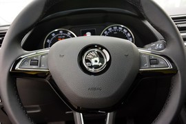 2016款斯柯达速派330TSI
