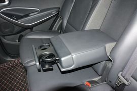 2015款现代全新胜达2.0T自动两驱智能型