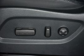 2015款现代全新胜达2.0T自动两驱智能型