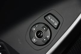 2015款现代全新胜达2.0T自动两驱智能型