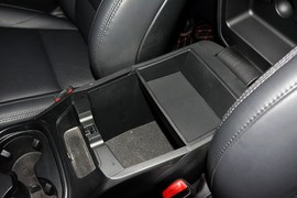 2015款现代全新胜达2.0T自动两驱智能型