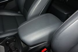2015款现代全新胜达2.0T自动两驱智能型