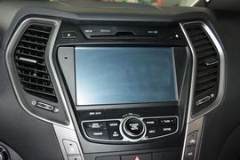 2015款现代全新胜达2.0T自动两驱智能型