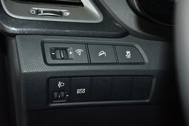2015款现代全新胜达2.0T自动两驱智能型