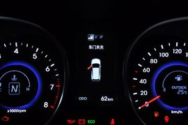 2015款现代全新胜达2.0T自动两驱智能型