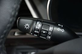 2015款现代全新胜达2.0T自动两驱智能型