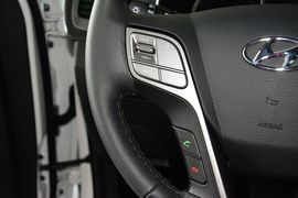 2015款现代全新胜达2.0T自动两驱智能型