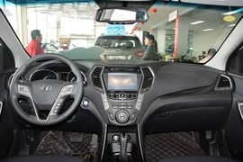 2015款现代全新胜达2.0T自动两驱智能型