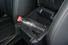   2016款奇瑞路虎发现神行2.0T SE